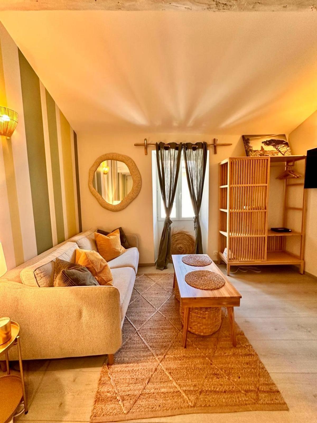 Cozy Studio Le Cedre, Port De Saint Tropez المظهر الخارجي الصورة